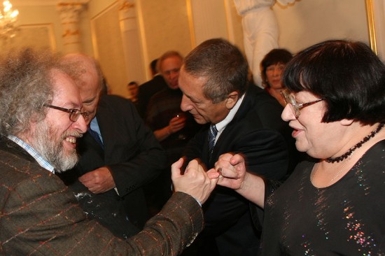 20081022-venik-novodv.jpg 20081022-venik-novodv.jpg