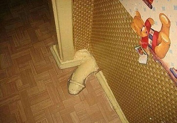 у стен есть не только уши....jpg